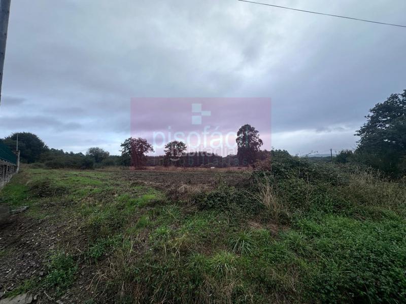 Foto 32c722ae-f074-4c76-b854-4d50053e5d30. Terrain résidentiel dans Outeiro de Rei