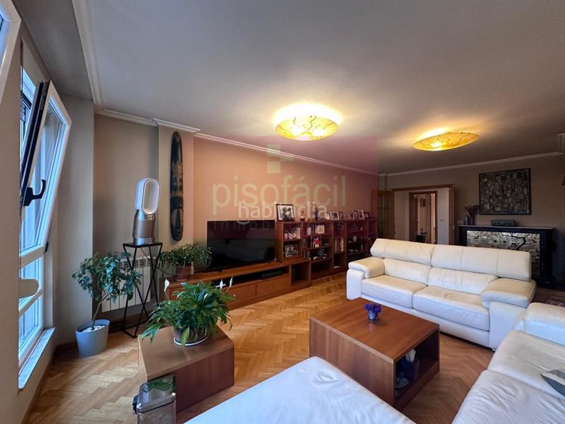Foto b81a03c5-ff0b-40cf-b95c-3b455992d88e. Appartamento con parcheggio in San Roque - As Fontiñas Lugo
