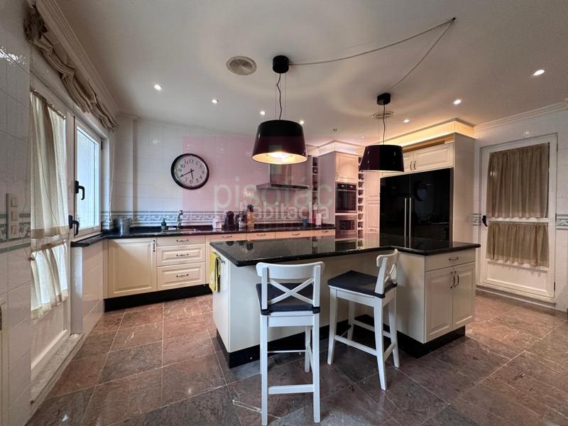 Foto b84ba097-d565-498e-8a87-892057a0eb9d. Appartamento con parcheggio in San Roque - As Fontiñas Lugo