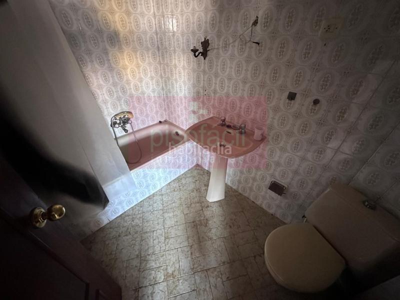 Foto 74a9b2e9-75c2-4f74-b89a-69d31bc525ad. Flat in A Milagrosa Lugo