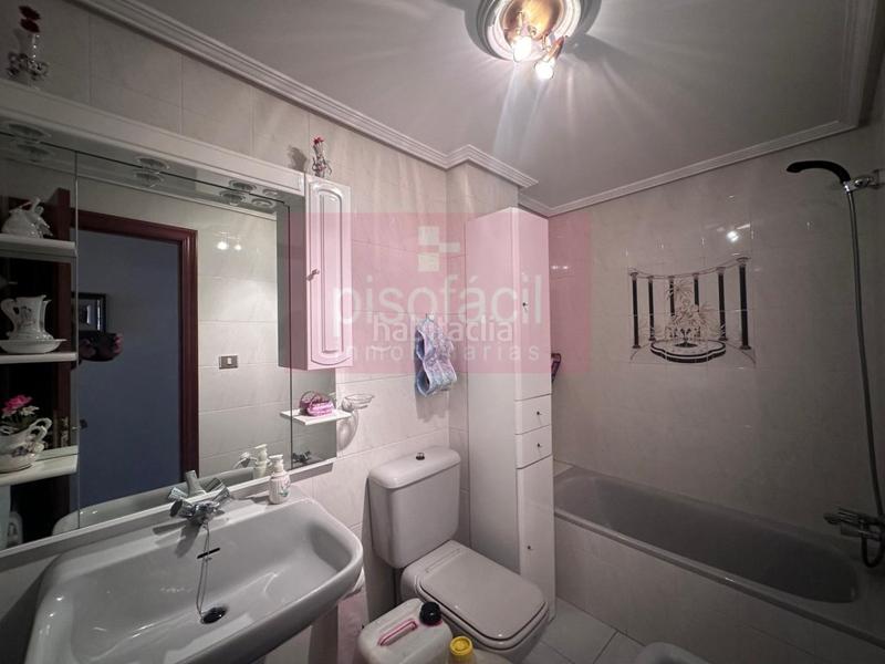 Foto 41edad15-9b89-42d0-81f1-3ffd0557da41. Piso  de 3 dormitorios en avda. américas, ! en Lugo