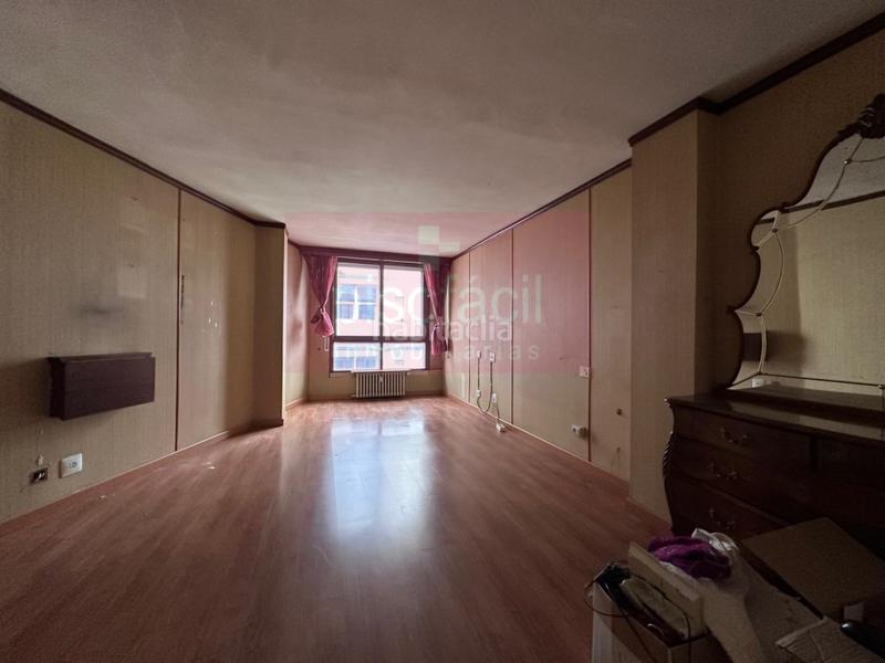 Foto 521e02d1-3aac-4a7f-ab65-bb8814fd016f. Appartamento con parcheggio in Centro - Recinto Amurallado Lugo