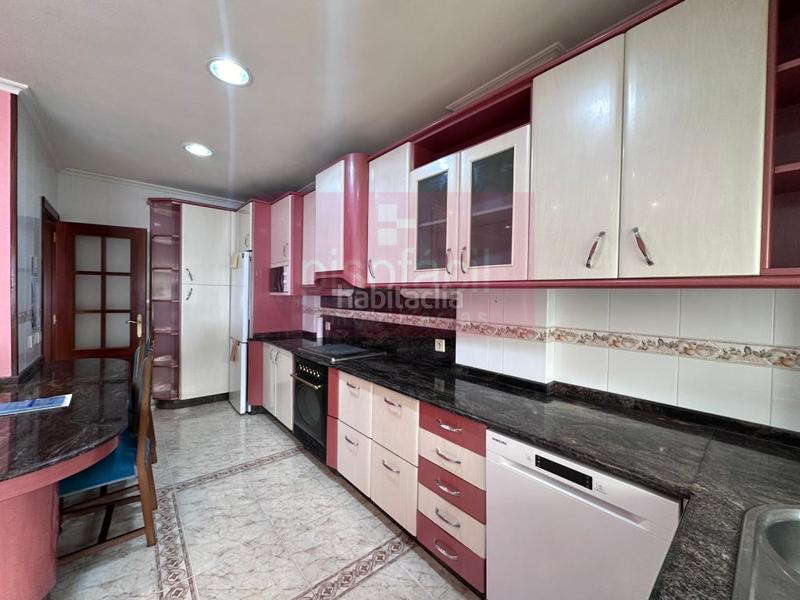 Foto 6c969a4d-7283-4e72-82d4-f0ef6cc4e3c6. Pis amb aparcament a Residencia - Abella Lugo