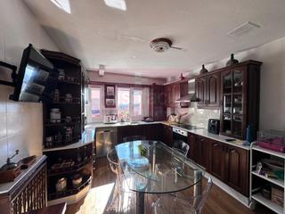 Etagenwohnung en Residencia - Abella. Luminoso y soleado piso de tres dormitorios con galera en edifi