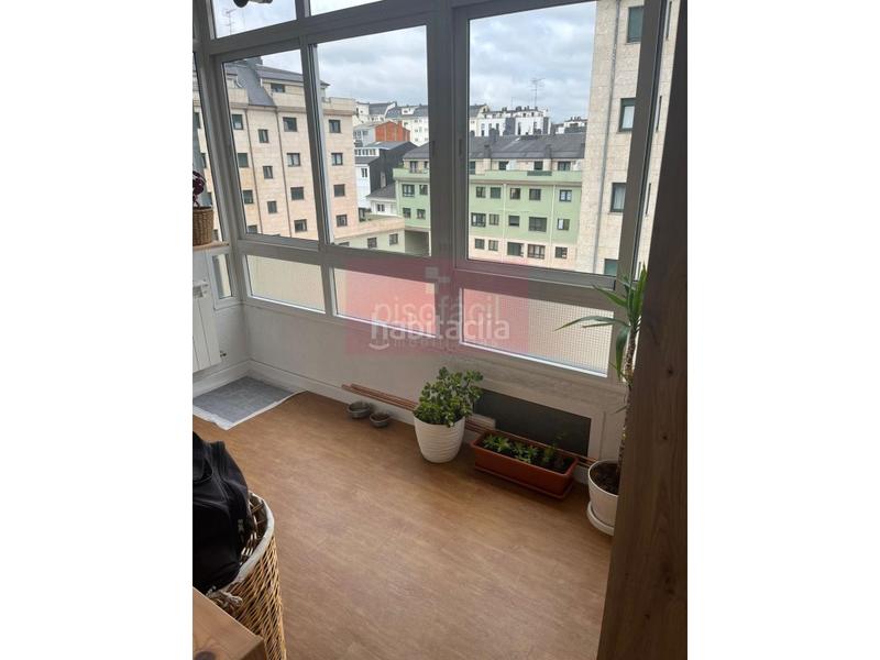 Foto 6bbae6c5-32b7-42a7-b401-37905519390b. Piso luminoso y soleado piso de tres dormitorios con galería en edificio renovado cerca del centro! en Lugo