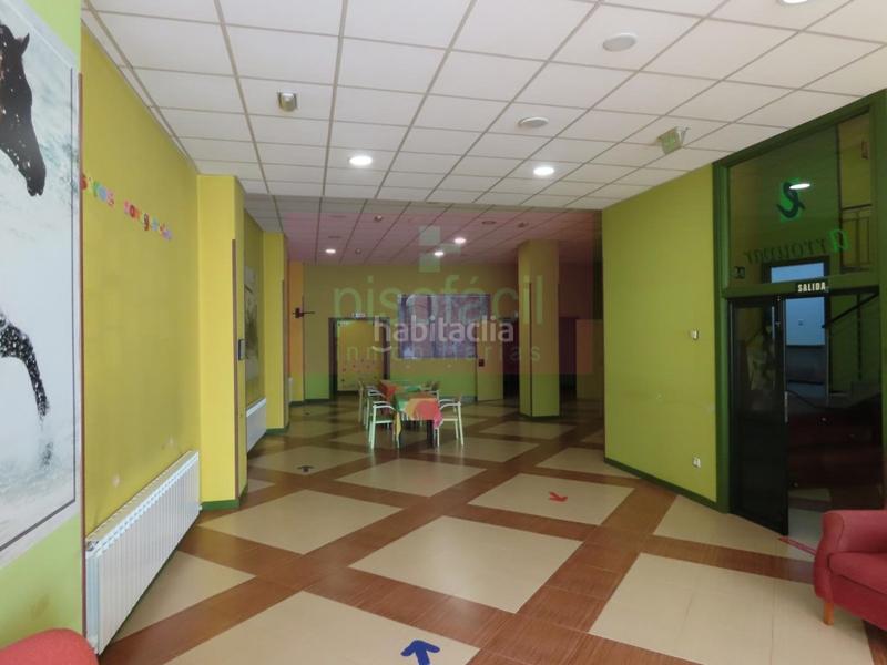 Foto 7bb3cd72-5288-4753-87ab-c17bc9b41819. Affitto locale commerciale in Residencia - Abella Lugo