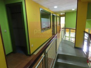 Location Local commercial à Residencia - Abella. Local pomar. excepcional local ya listo para ponerse a trabajar!