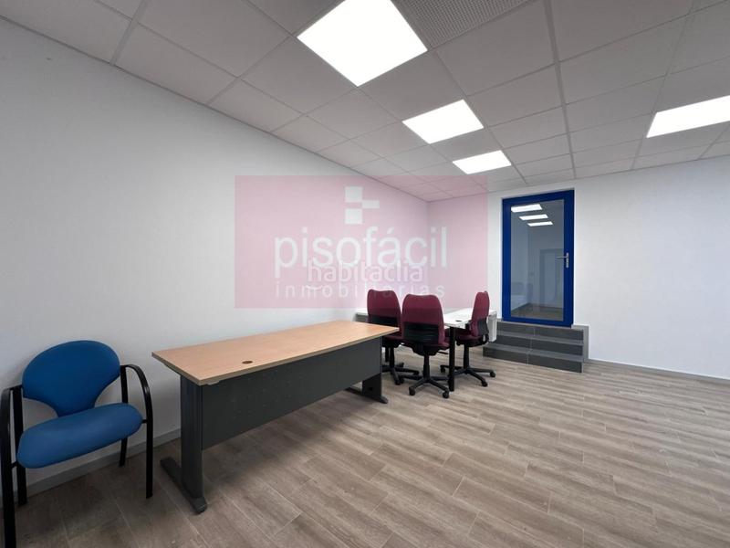 Foto 83067933-6f9f-4558-a4db-21f91afb478e. Alquiler oficina .en alquiler oficina en dos ambientes muy céntrica!!! en Lugo