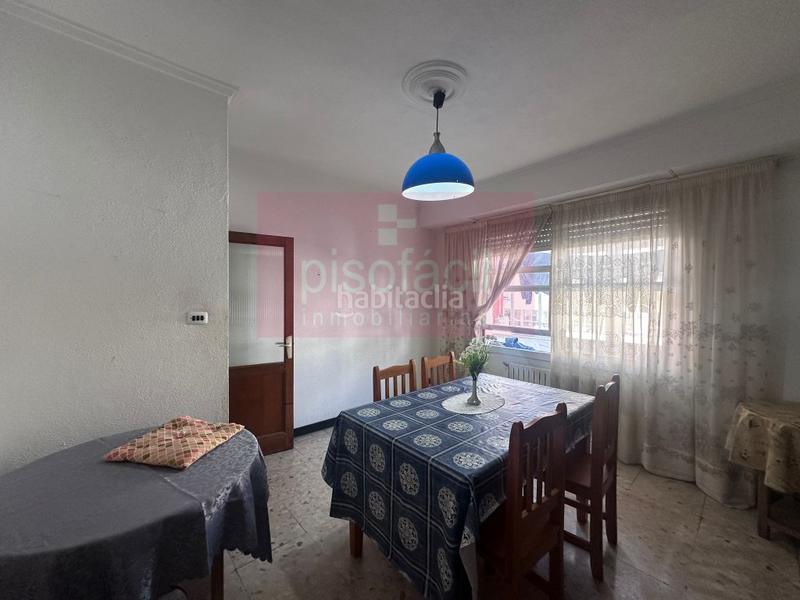 Foto e03da44a-2a5f-422c-9a53-ea9f61dcb479. Pis a A Milagrosa Lugo