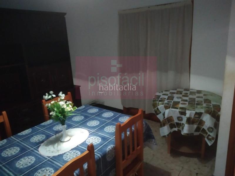 Foto f2f5414b-b1a4-4b2a-81db-1e8c3eba76a7. Pis a A Milagrosa Lugo