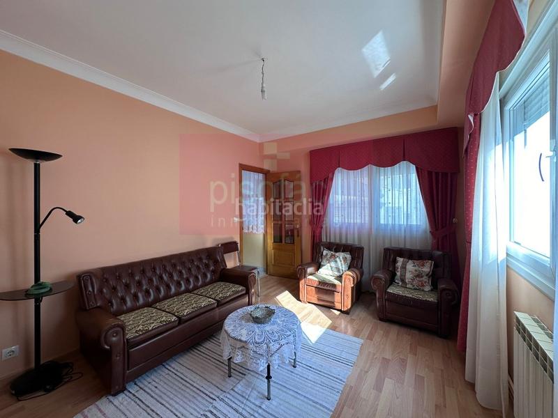 Foto 0bc2f5da-1f8d-42e4-b95b-cb9608793788. Pis a Paradai Lugo