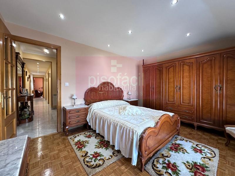 Foto 4da87146-082a-41e6-8157-4df9bb28da69. Pis a Paradai Lugo