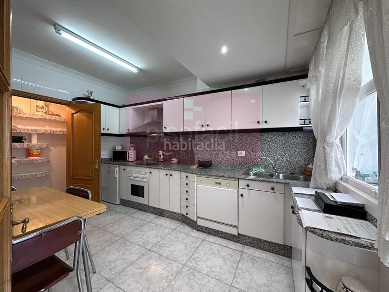 Foto b73c9e5d-16ae-4660-97a7-6c445661ccdf. Pis a Paradai Lugo