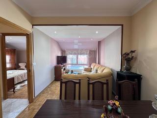 Etagenwohnung en Paradai. En venta piso de tres dormitorios en perfecto estado enfrente ja