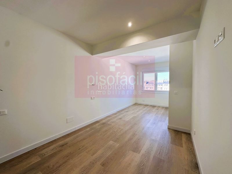 Foto 7ca1e8c7-8dd7-4e46-80f9-321957562ab5. Pis a A Milagrosa Lugo