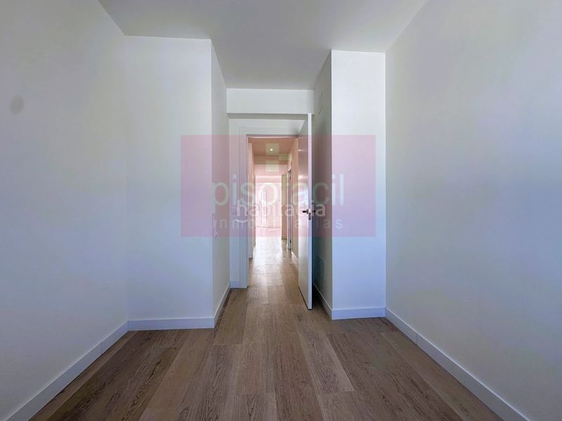Foto bde41c24-548e-4d4d-bea8-fd2bcffc9be0. Pis a A Milagrosa Lugo