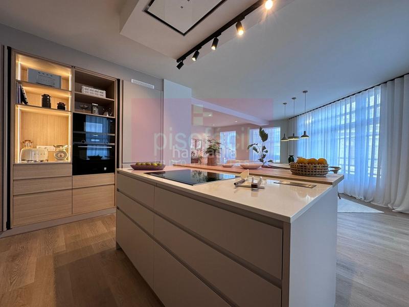 Foto 2d315f47-3ddc-4a77-953f-c5e0178c7476. Etagenwohnung mit parking in Centro - Recinto Amurallado Lugo