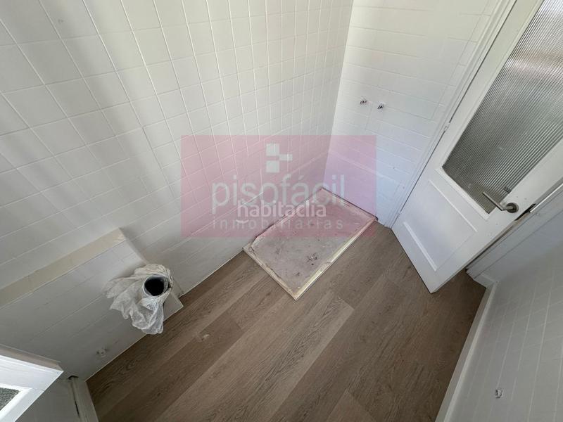 Foto 62e9f536-2d7c-4c61-8086-a04e1b64a631. Pis a A Milagrosa Lugo