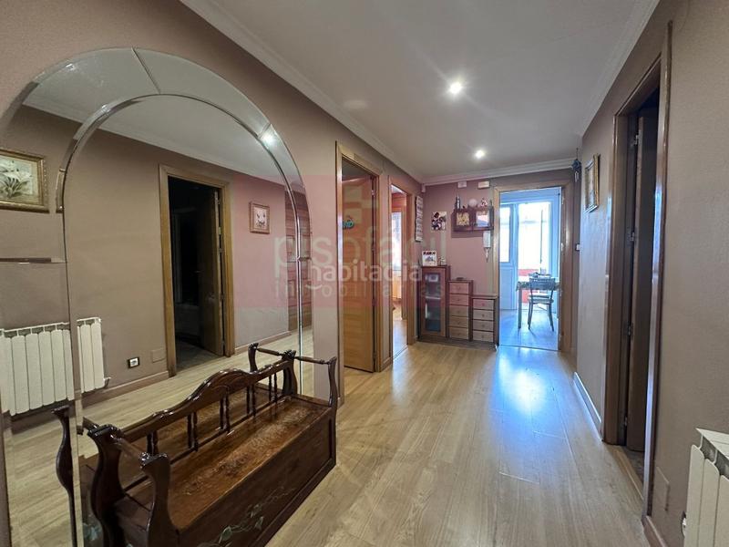 Foto 8d499fbd-f3f5-4d78-b7b2-ca777f7b77a2. Pis a Paradai Lugo