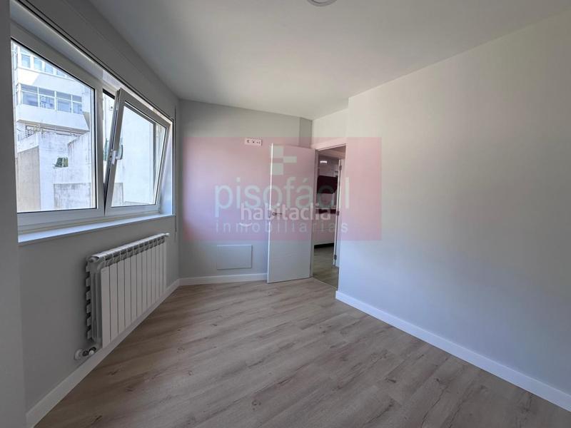 Foto f8dcd213-32f6-4894-9545-159b44d4953f. Pis amb aparcament a A Milagrosa Lugo
