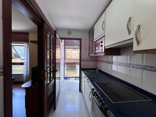 Pis a Sagrado Corazón - As Gándaras. En venta vivienda exterior de un dormitorio con garaje y traster
