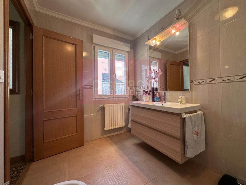 Foto 43870670-a8d3-425b-980f-05fccf358216. Appartement dans A Milagrosa Lugo