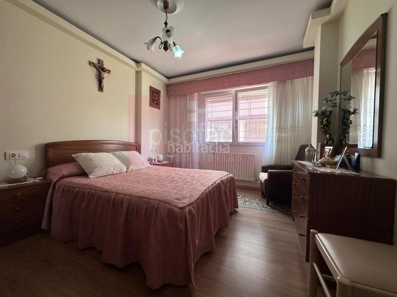 Foto b207c59f-02d1-4b98-bb0d-66f7a3628048. Appartement dans A Milagrosa Lugo