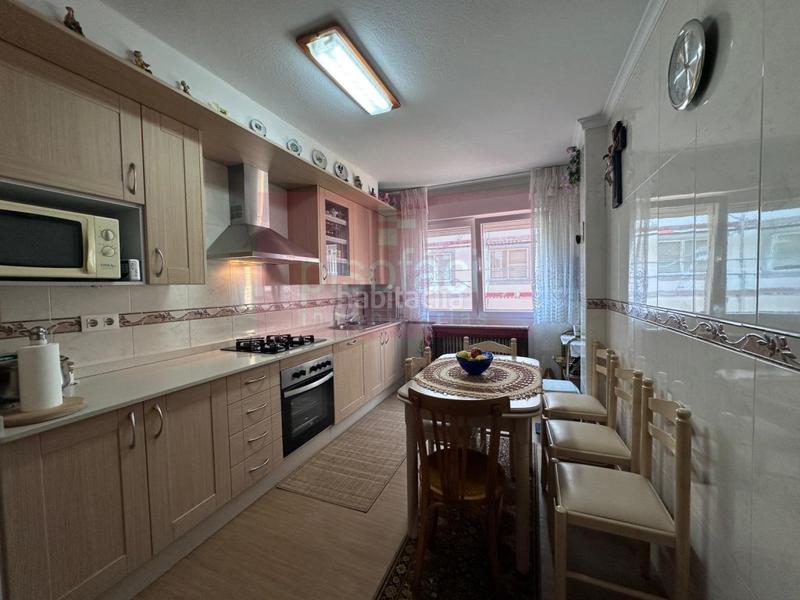 Foto bb02a838-117b-418a-ab7e-1ab2a836d4c6. Appartement dans A Milagrosa Lugo