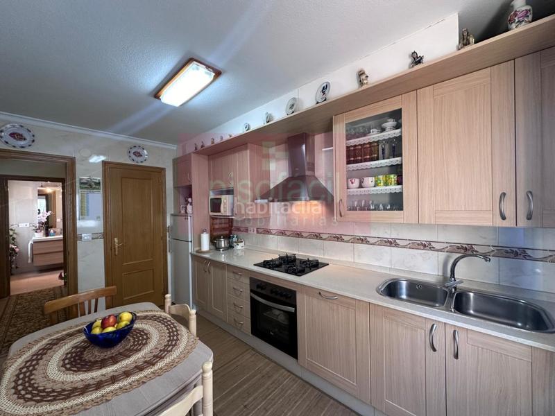 Foto de001344-aa5b-4282-8b9f-f45709c2d75c. Appartement dans A Milagrosa Lugo