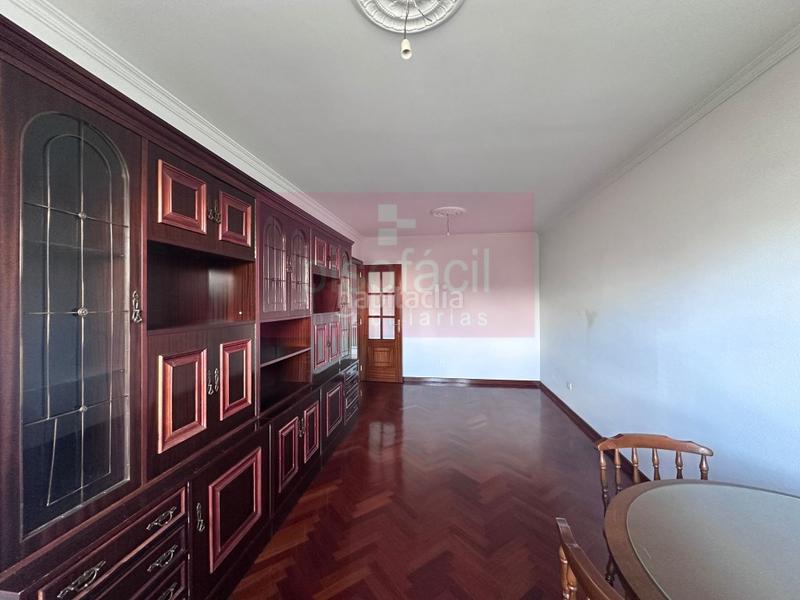 Foto 6a1913a2-8772-452f-9c81-05f7ce7770d2. Pis amb aparcament a Residencia - Abella Lugo