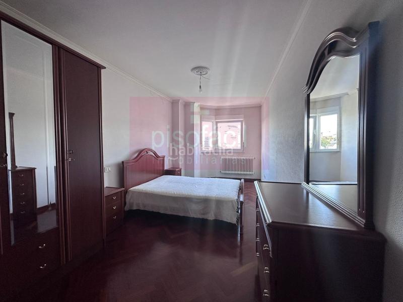 Foto 90b6e29b-b050-4d53-a6f2-ba27f1fa0c17. Pis amb aparcament a Residencia - Abella Lugo