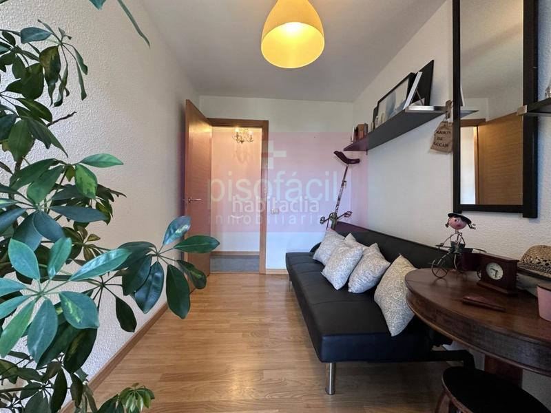 Foto ce28e598-f0af-46b8-a770-674afb681063. Apartament a Residencia - Abella Lugo