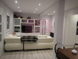 Location Appartement à Residencia - Abella. Vivienda de diseño.