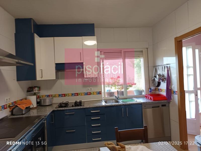 Foto 693423ab-9129-4bf6-9ba2-0f64d86fd3c2. Casa a Monterroso