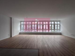 Flat in Centro - Recinto Amurallado. En venta piso de tres dormitorios a estrenar en calle de la rein