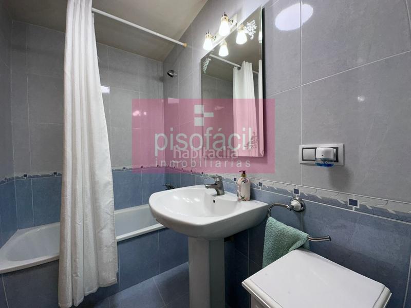 Foto 073ca595-8559-431e-899c-7dbb35549f9b. Appartement avec parking dans A Milagrosa Lugo