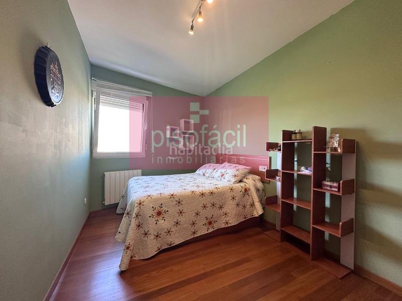 Foto 329ed834-6cbc-45a0-9950-eec5aed3c695. Duplex avec parking dans Residencia - Abella Lugo