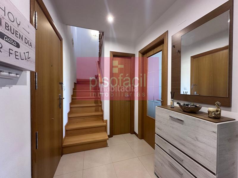 Foto 57676ad3-4816-475a-9ec2-d5a671662a82. Duplex avec parking dans Residencia - Abella Lugo