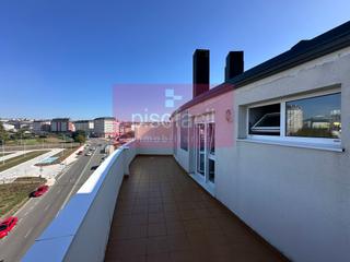 Dplex en Residencia - Abella. Dplex con terraza, garaje y trastero en avenida breogn