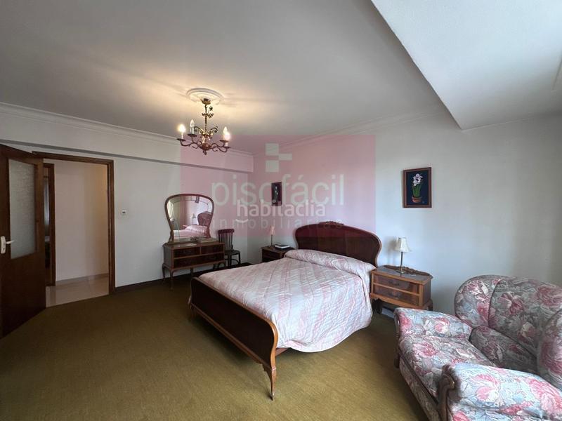 Foto ac72395c-b25d-4af3-a3ed-8f146b7779a0. Appartamento con parcheggio in A Piriganlla - Albeiros - Garabolos Lugo