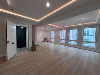 Dúplex a San Roque - As Fontiñas. En venta duplex de 4 dormitorios dobles y tres baños en zona cen