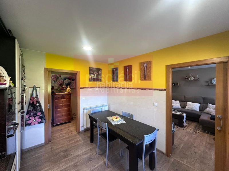 Foto 1d6e3b26-c33c-45d3-ae0e-6eadf9608c09. Casa amb aparcament a Parroquias del Este Lugo