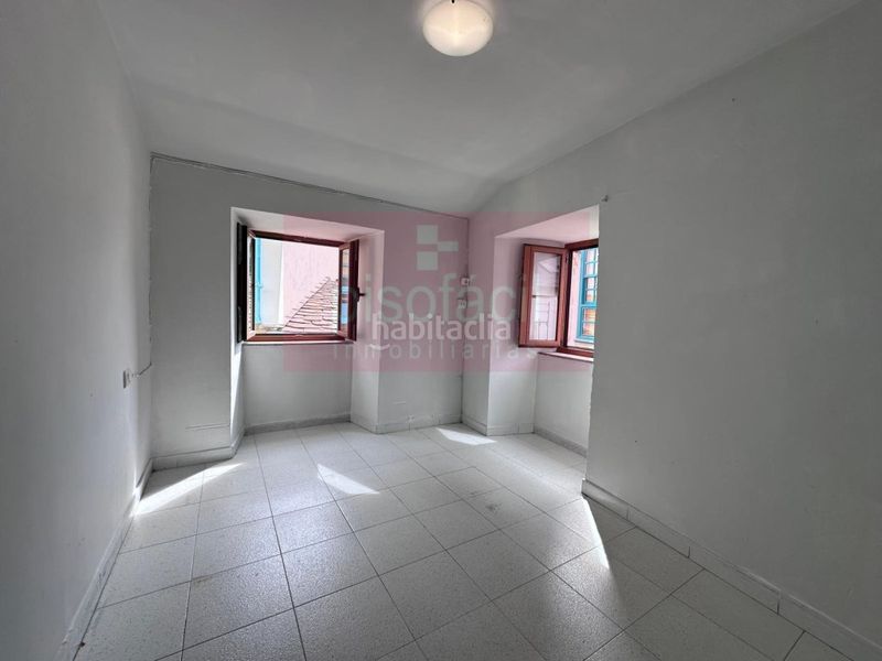 Foto dc28293c-0bfd-46d8-a03e-50bce0f9b56e. Casa a Centro - Recinto Amurallado Lugo
