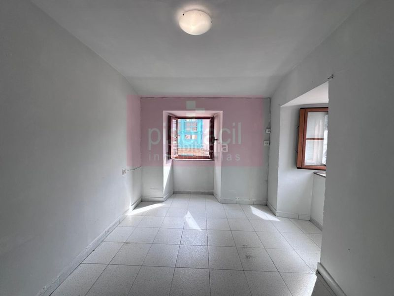 Foto fc30255d-7afa-4dbc-8679-d5c862c60429. Casa a Centro - Recinto Amurallado Lugo
