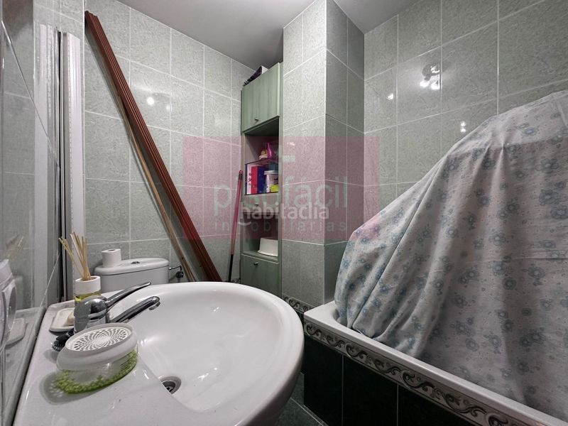 Foto abc63102-91eb-48b0-be1c-1037f4a62a40. Pis amb aparcament a Residencia - Abella Lugo