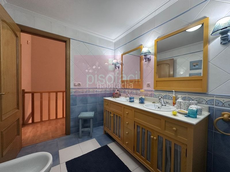 Foto ae7bf912-606c-4fe7-9923-53a5557aa68b. Casa amb aparcament a Acea de Olga - Augas Férreas Lugo