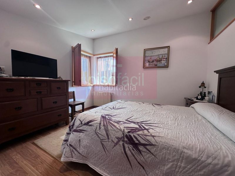 Foto aa0ed895-7d03-40cd-a9e2-fedfd212cd08. Casa amb aparcament a Guntín