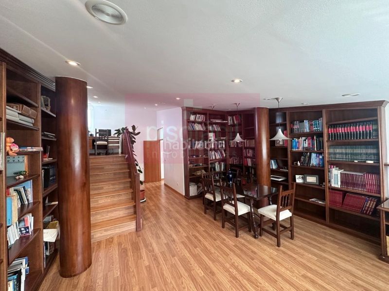 Foto d0527b0d-6477-47d4-b395-a034ca570b58. Casa amb aparcament a Guntín