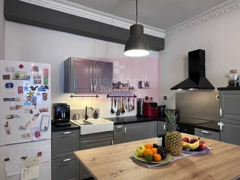 Foto 277ac0a9-e9ea-4ff0-89b5-30c0773d42c2. Pis amb aparcament a A Milagrosa Lugo