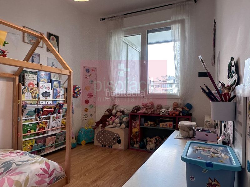 Foto 9a41c64e-5a51-4939-80f0-71fbf5c27489. Pis amb aparcament a A Milagrosa Lugo